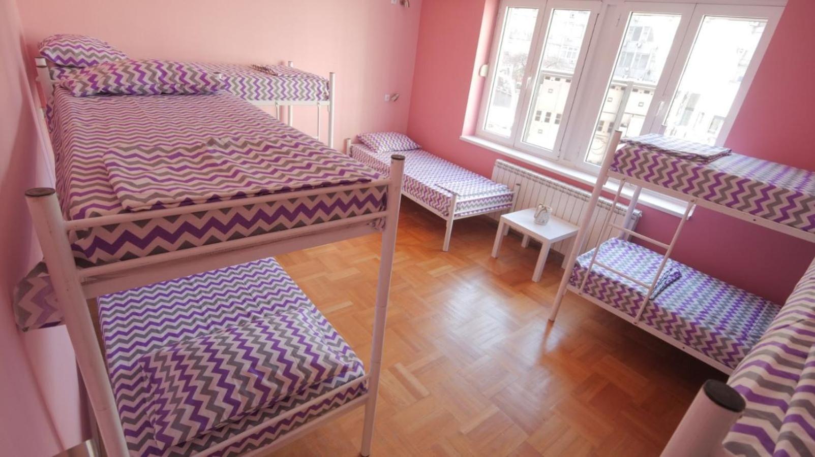 Stella Di Notte Vip Vandrarhem Belgrad Exteriör bild