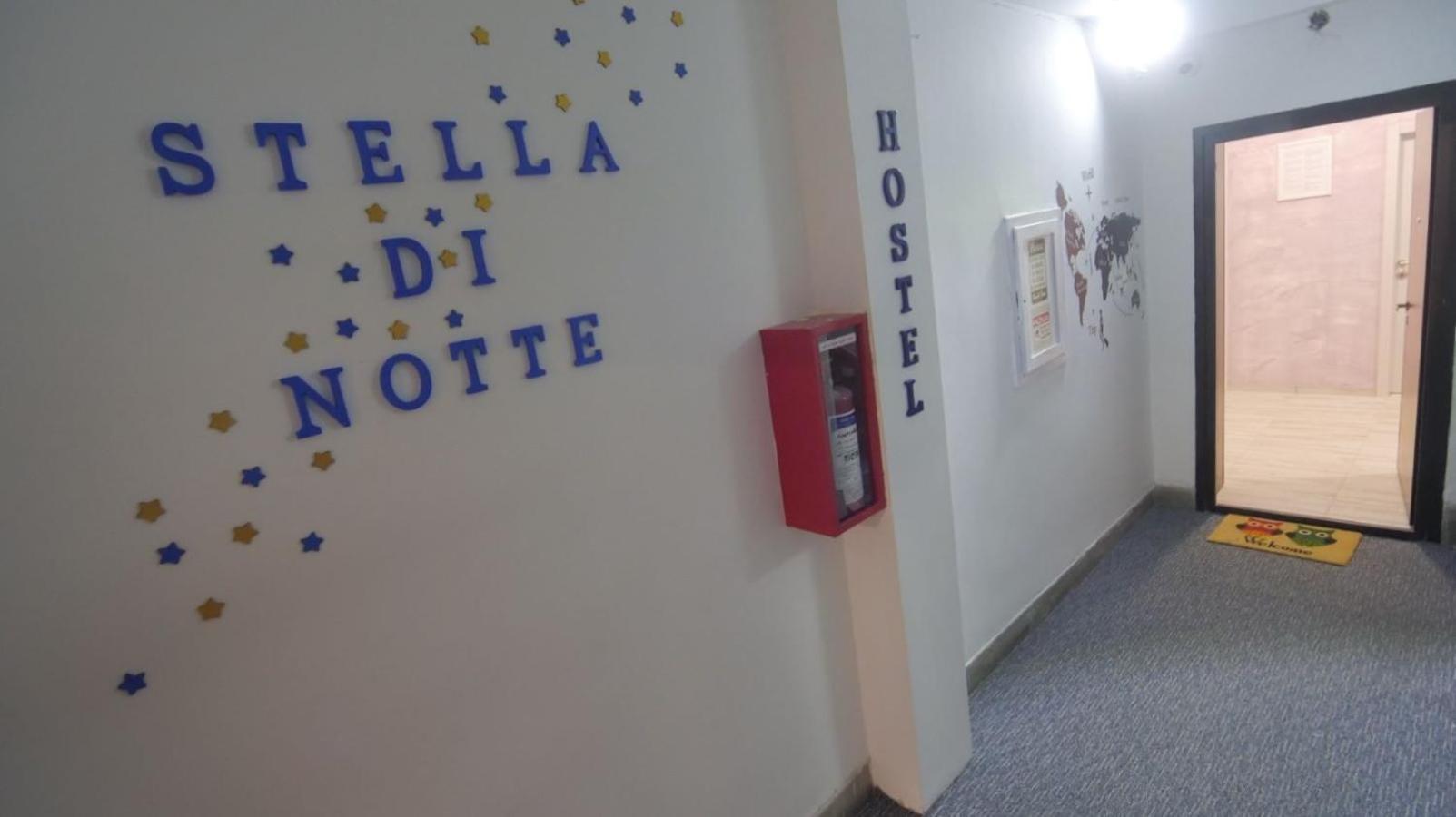 Stella Di Notte Vip Vandrarhem Belgrad Exteriör bild