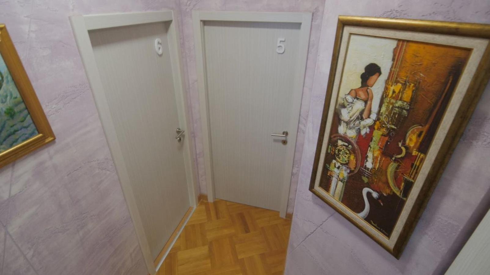 Stella Di Notte Vip Vandrarhem Belgrad Exteriör bild